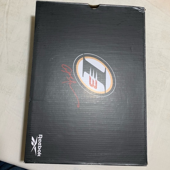 Reebok Question Mid Philadelphia Eagles Size 8 Silver Green Cream Mens Shoes - Picture 10 of 11